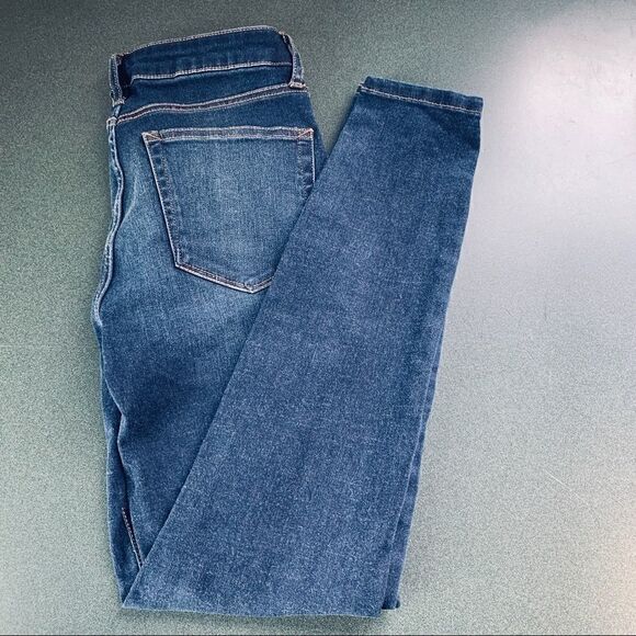 A.n.a. Jeans 27/4 begging actual 27/28 stretch. - Picture 3 of 6